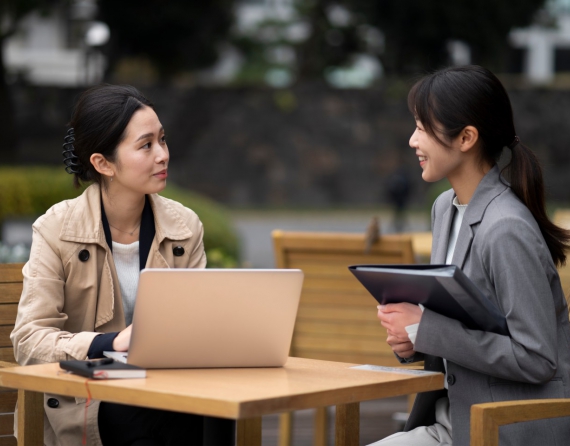Gói BỆ PHÓNG SỰ NGHIỆP